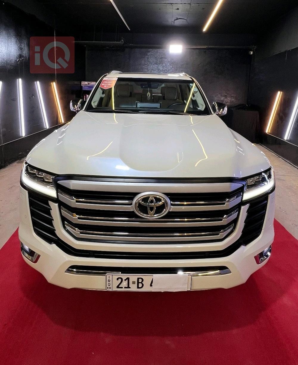 تويوتا لاندكروزر